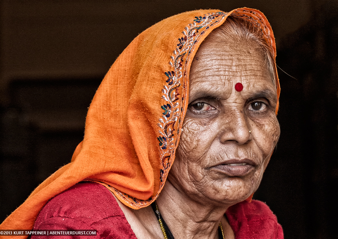 femme-vieille-indonésie.jpg